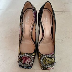 Gucci dionysus cloth floral printed heels
